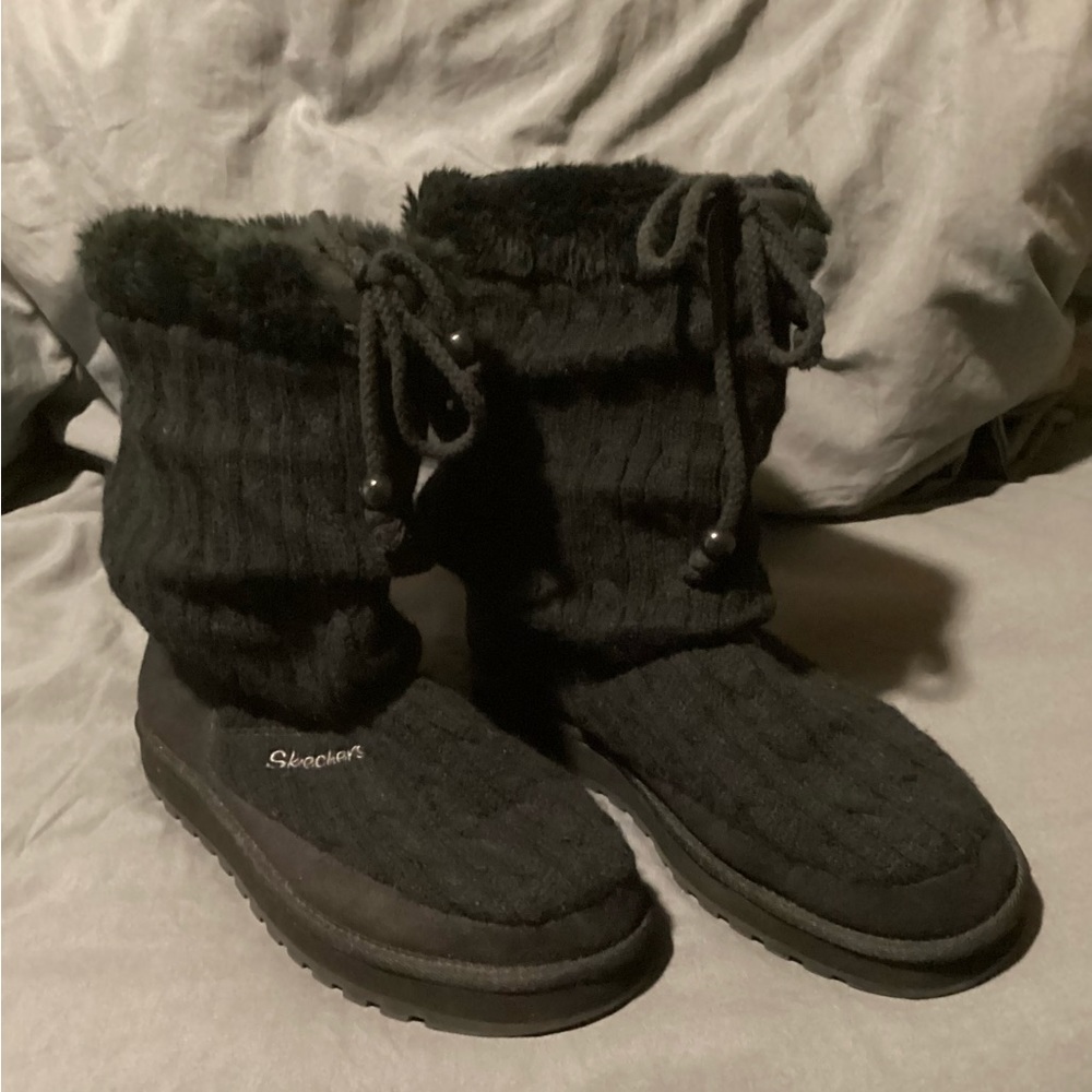 SKECHERS KEEPSAKE FAUX FUR KNIT SLOUCH BOOTS size 10 partial suede upper.